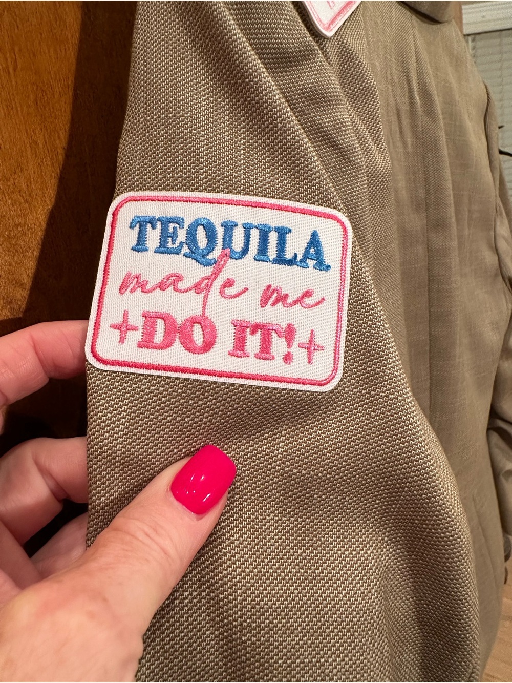 H&M Taupe Blazer Tequila Bandit Somebody’s Problem Patches - Picture 7 of 8